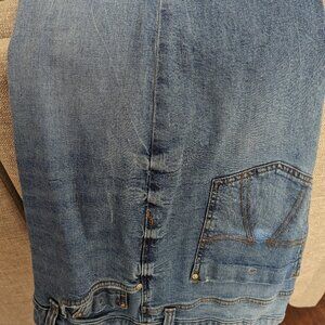 Seven7 Seven7 Marilyn boyfriend jeans size 22.